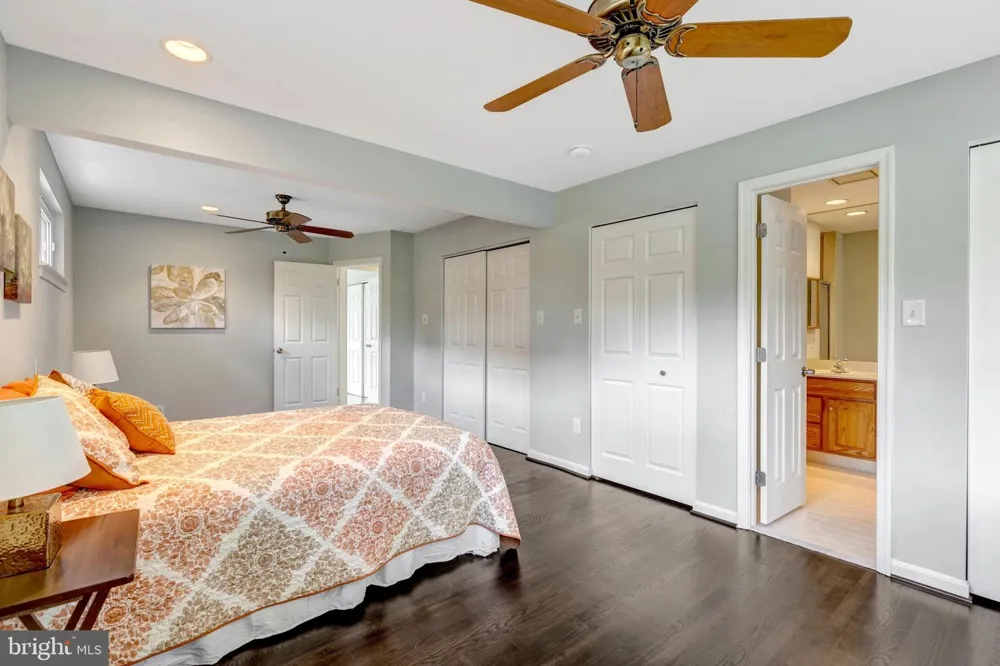 8710 PICCADILLY PLACE Springfield, VA 22151