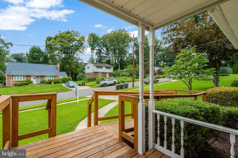 8710 PICCADILLY PLACE Springfield, VA 22151