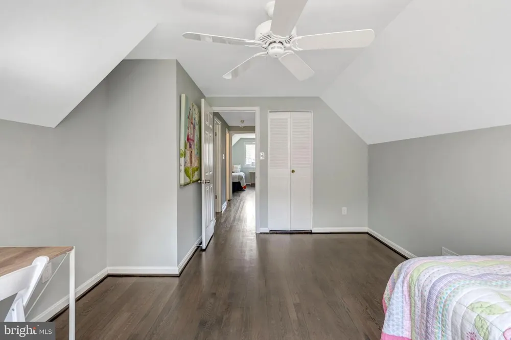 8710 PICCADILLY PLACE Springfield, VA 22151