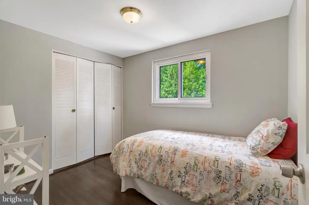 8710 PICCADILLY PLACE Springfield, VA 22151