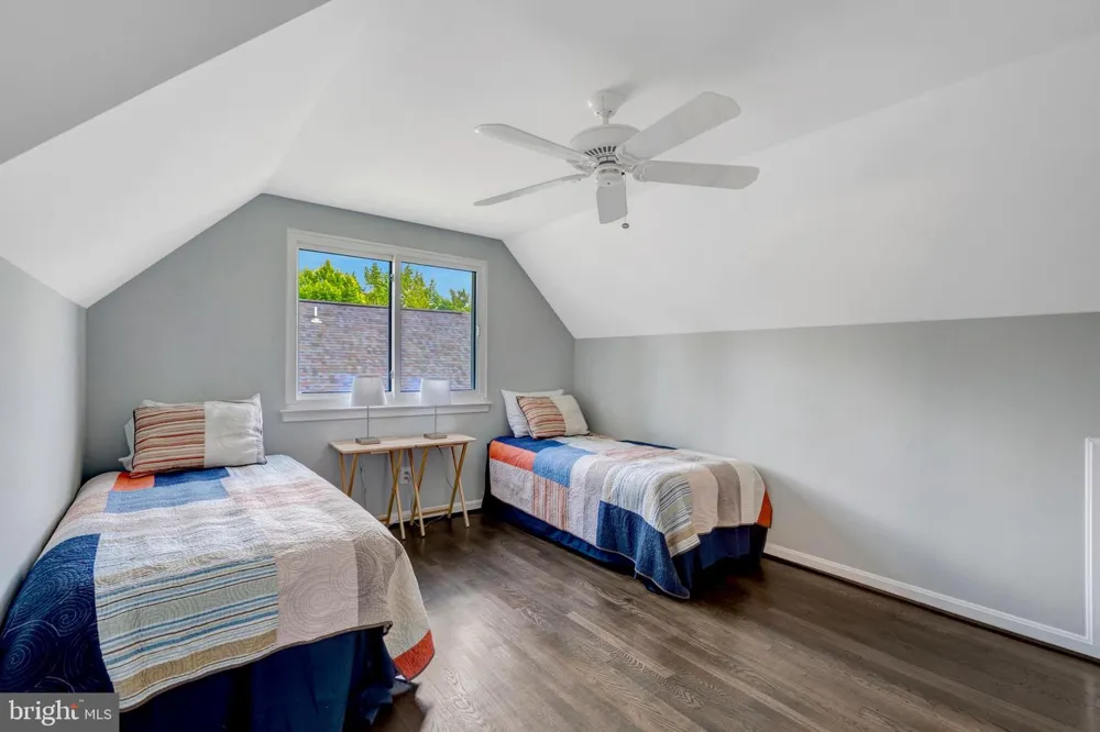8710 PICCADILLY PLACE Springfield, VA 22151