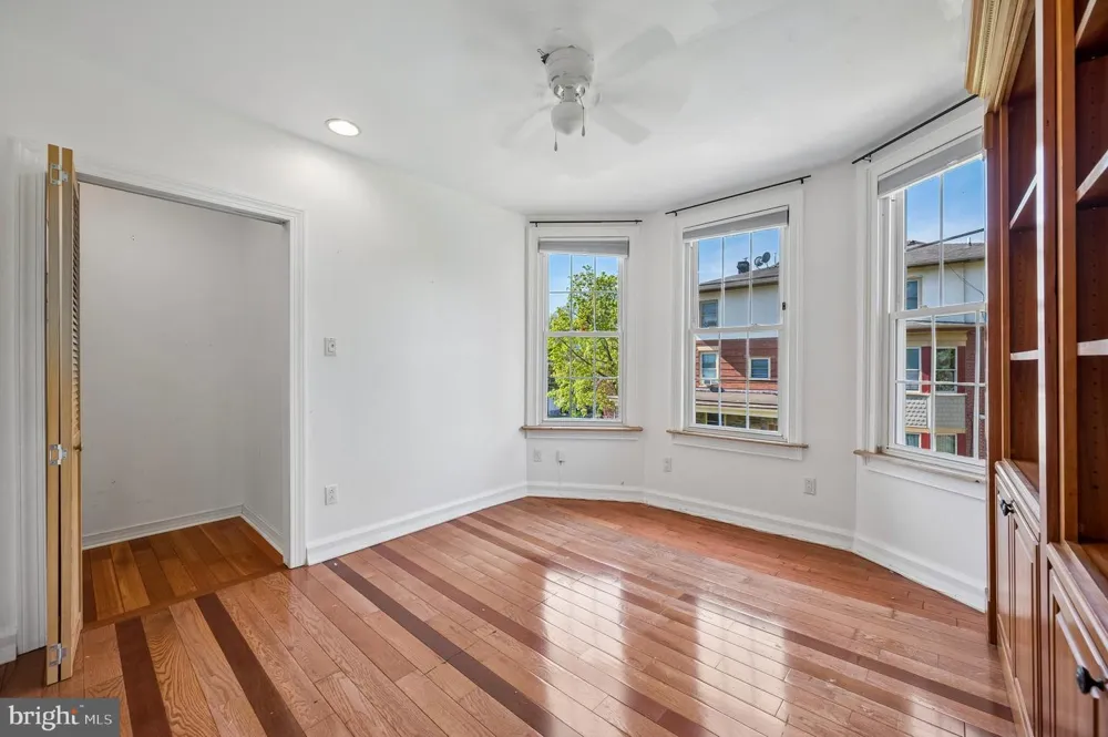 229 W HANSBERRY STREET Philadelphia, PA 19144