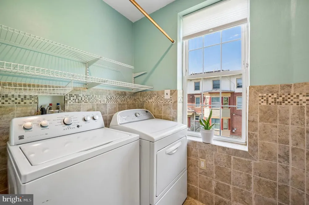 229 W HANSBERRY STREET Philadelphia, PA 19144