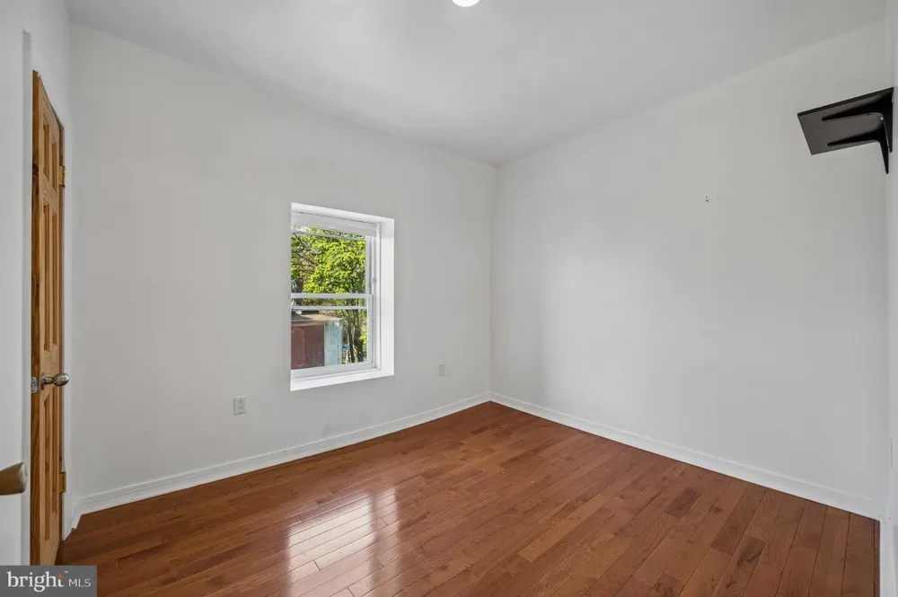 229 W HANSBERRY STREET Philadelphia, PA 19144