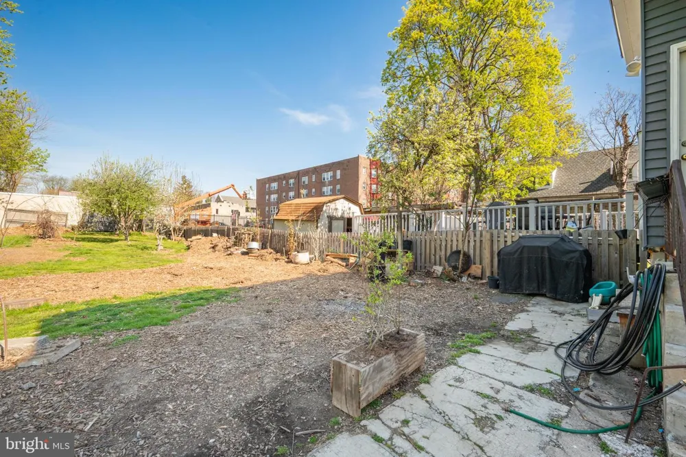 229 W HANSBERRY STREET Philadelphia, PA 19144