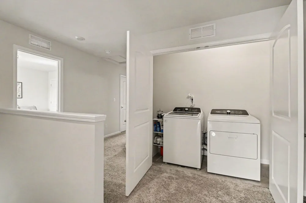 2206 Mill Lane Saline, MI 48176