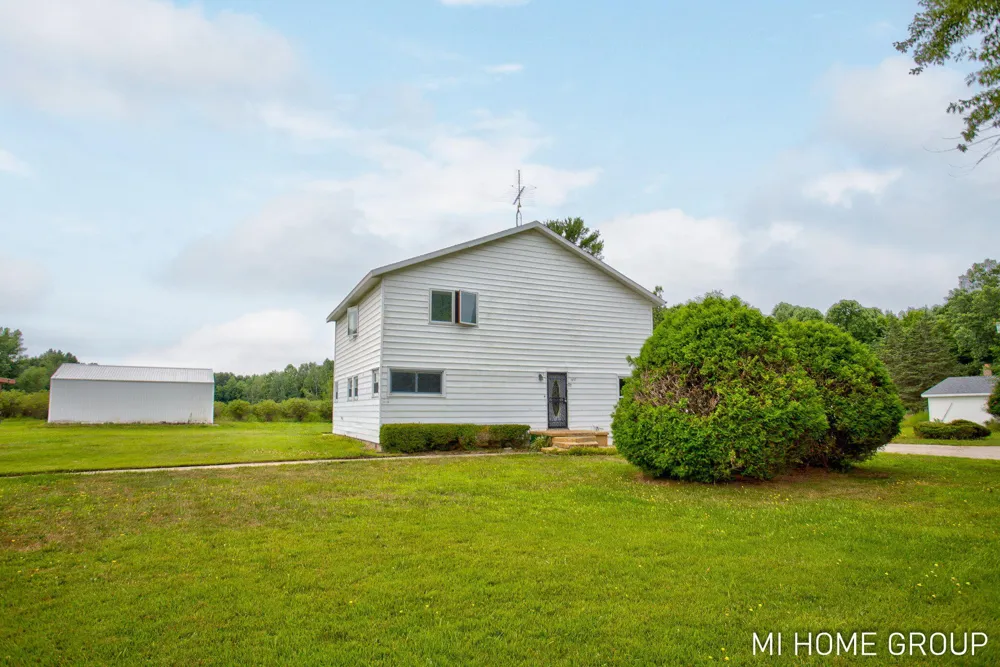 74721 30th Avenue Covert, MI 49043