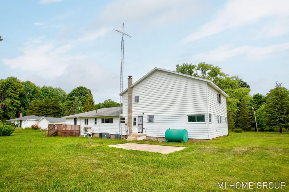 74721 30th Avenue Covert, MI 49043