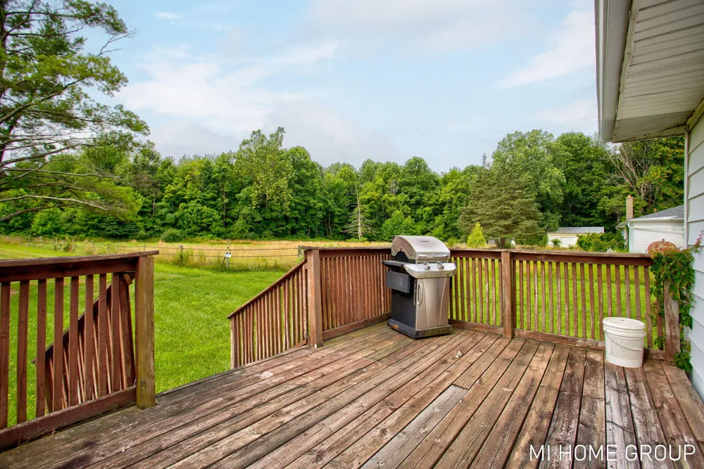 74721 30th Avenue Covert, MI 49043