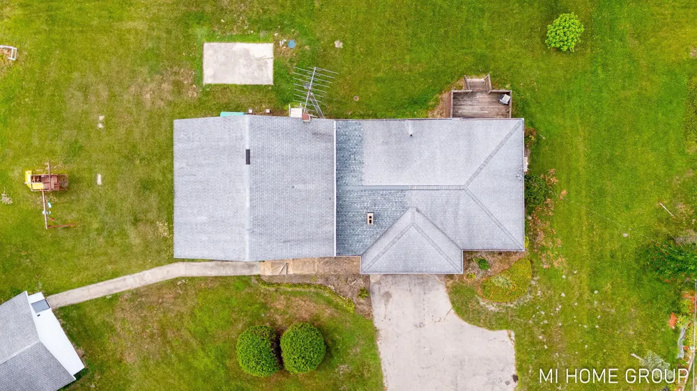 74721 30th Avenue Covert, MI 49043
