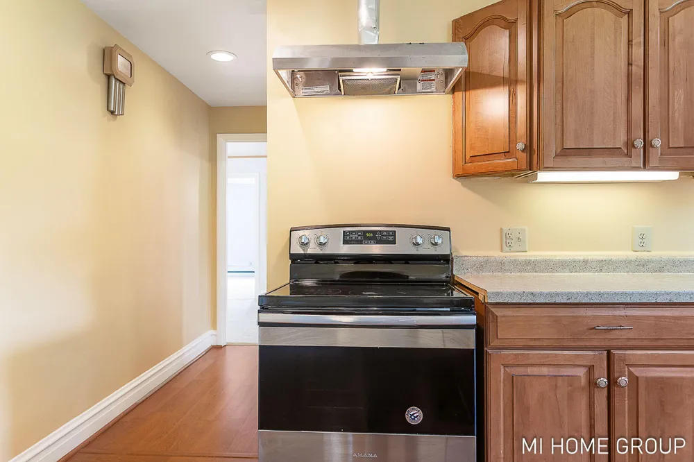 74721 30th Avenue Covert, MI 49043