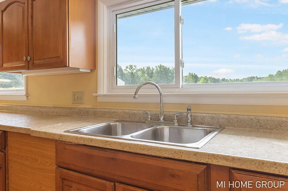 74721 30th Avenue Covert, MI 49043