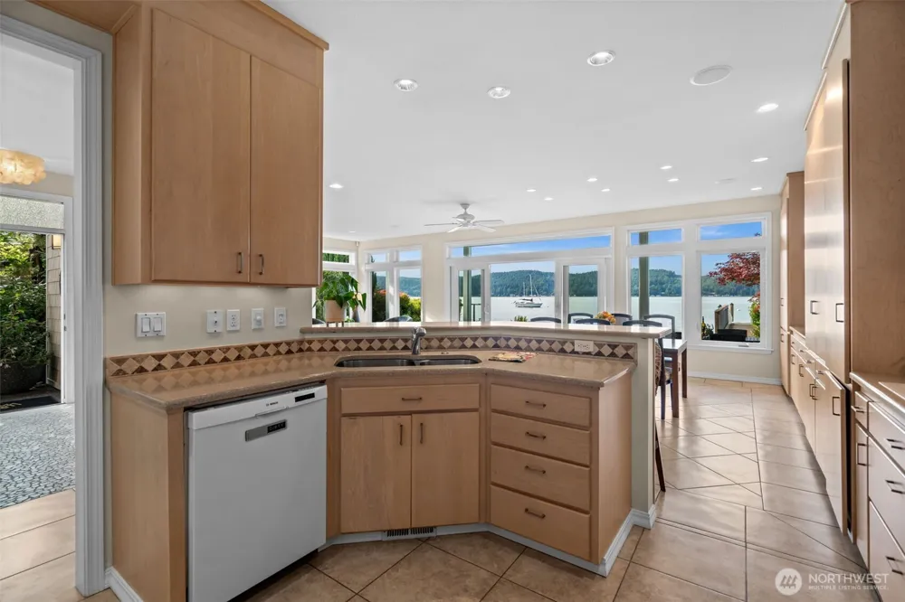 13591 E State Route 106 Belfair, WA 98528