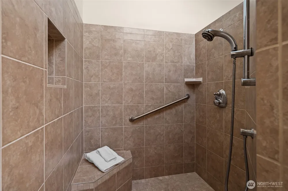 13591 E State Route 106 Belfair, WA 98528