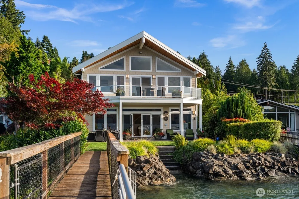 13591 E State Route 106 Belfair, WA 98528