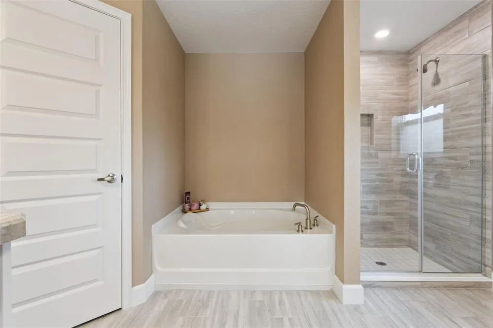 11268 KODIAK WREN ROAD Weeki Wachee, FL 34614