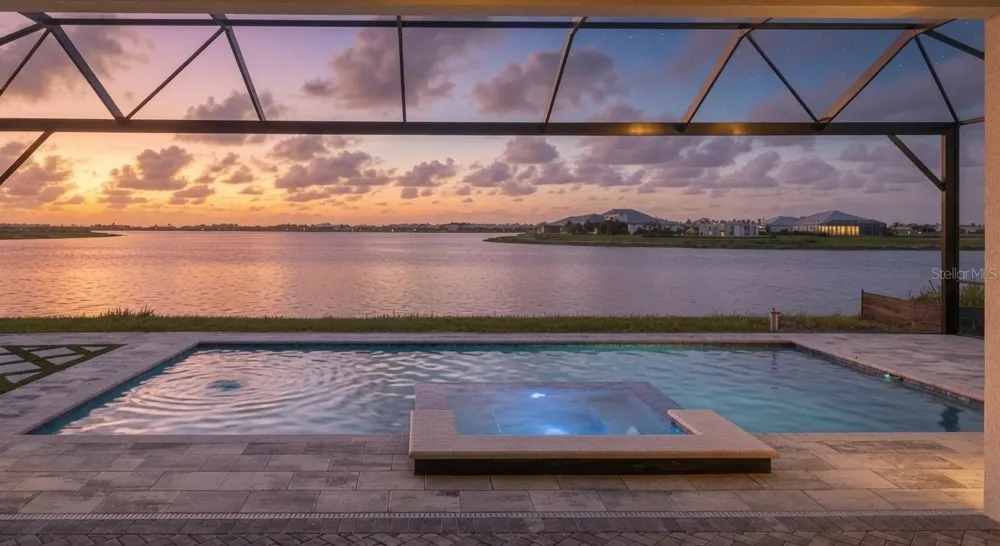 812 BLUE SHELL LOOP Sarasota, FL 34240