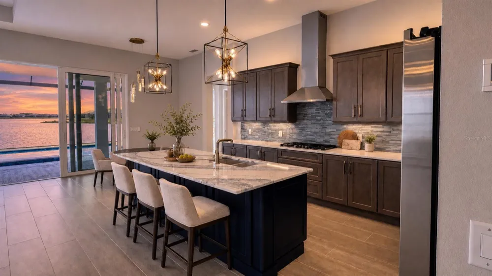 812 BLUE SHELL LOOP Sarasota, FL 34240
