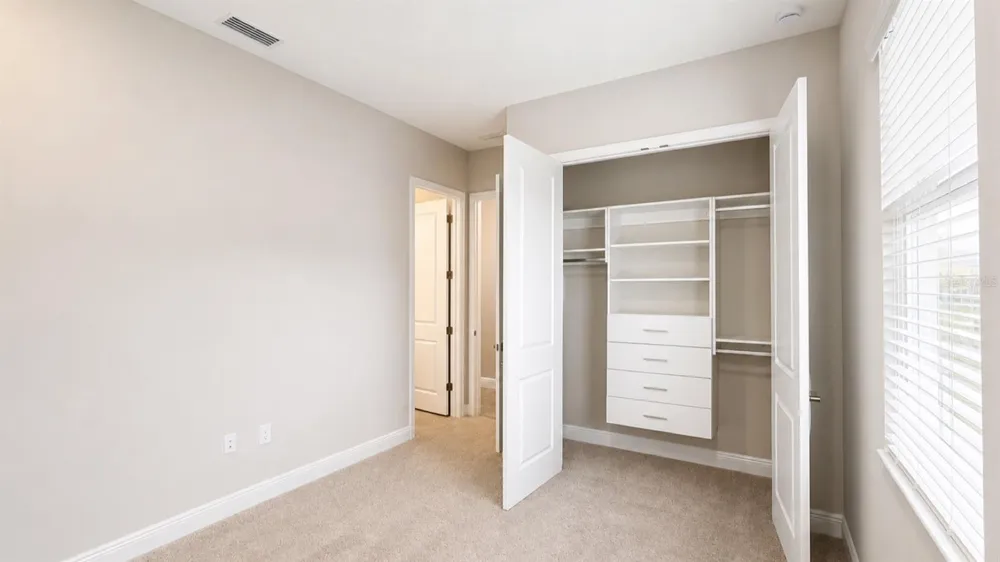812 BLUE SHELL LOOP Sarasota, FL 34240
