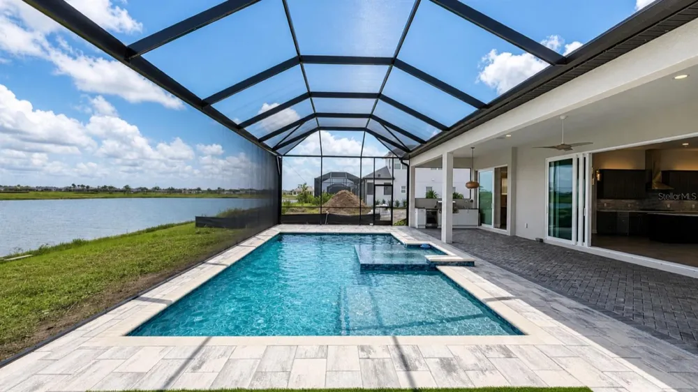 812 BLUE SHELL LOOP Sarasota, FL 34240