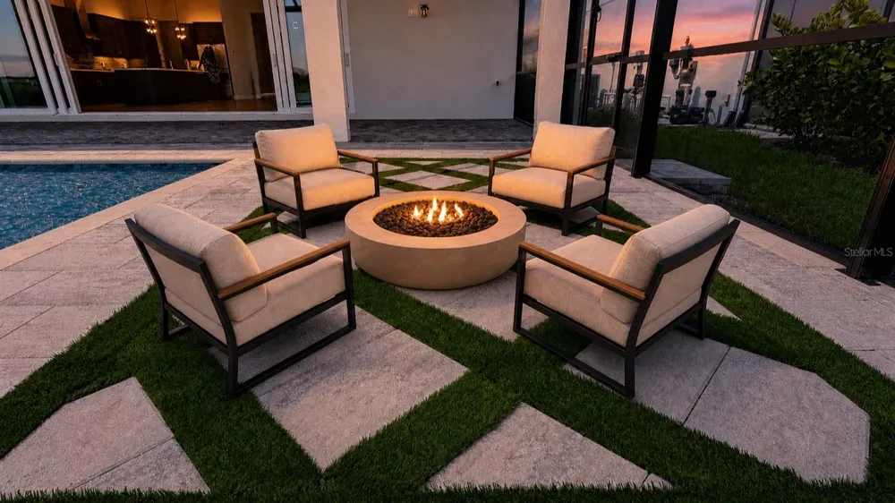 812 BLUE SHELL LOOP Sarasota, FL 34240