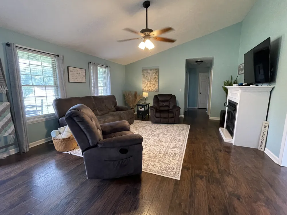647 Chitwood Dr Lafayette, TN 37083