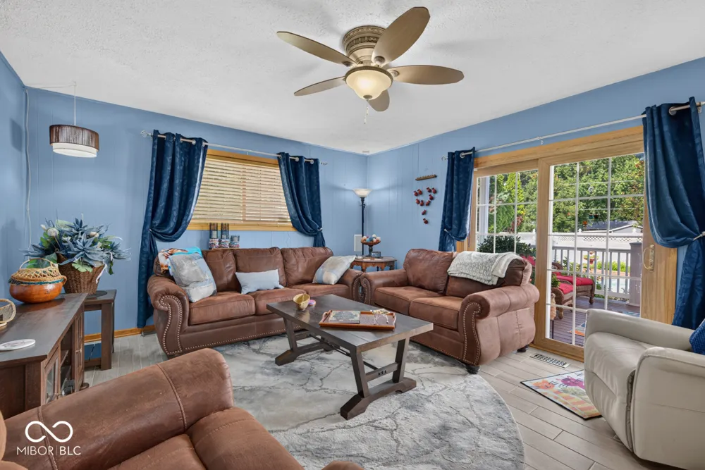 658 S Fulton Street Clinton, IN 47842