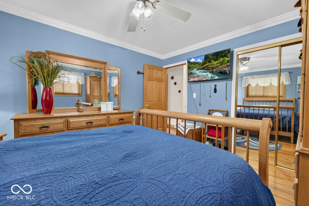 658 S Fulton Street Clinton, IN 47842