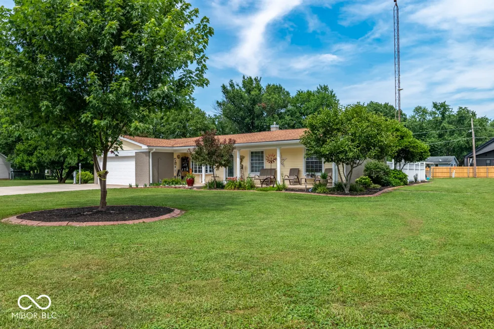 658 S Fulton Street Clinton, IN 47842