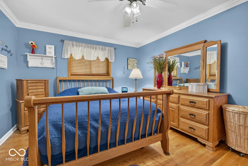 658 S Fulton Street Clinton, IN 47842