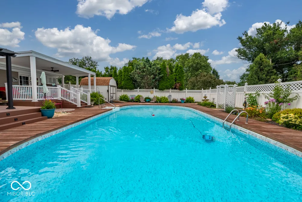 658 S Fulton Street Clinton, IN 47842