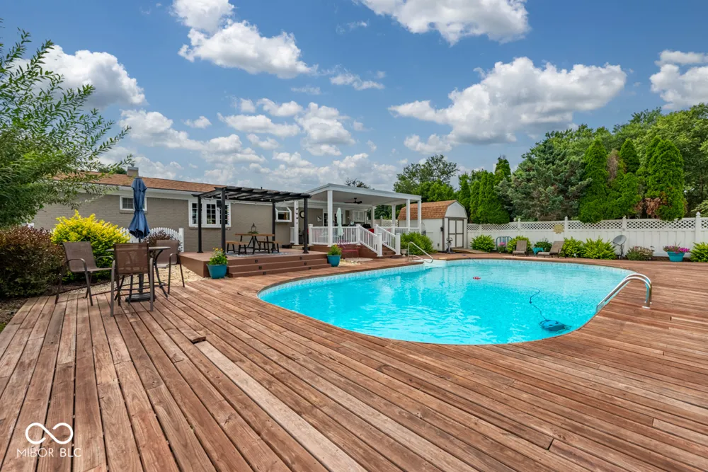 658 S Fulton Street Clinton, IN 47842