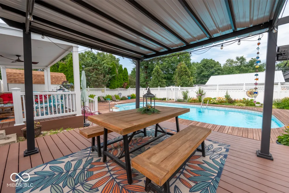 658 S Fulton Street Clinton, IN 47842