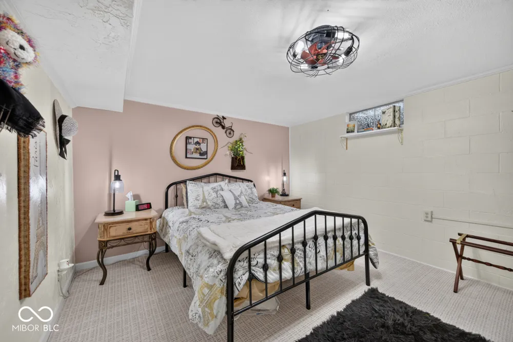 658 S Fulton Street Clinton, IN 47842