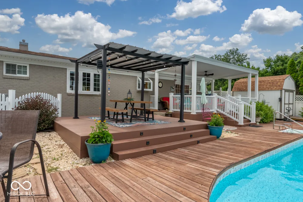 658 S Fulton Street Clinton, IN 47842