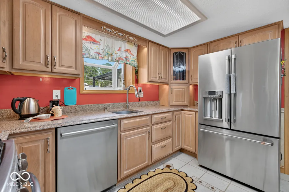 658 S Fulton Street Clinton, IN 47842