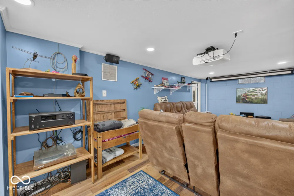 658 S Fulton Street Clinton, IN 47842