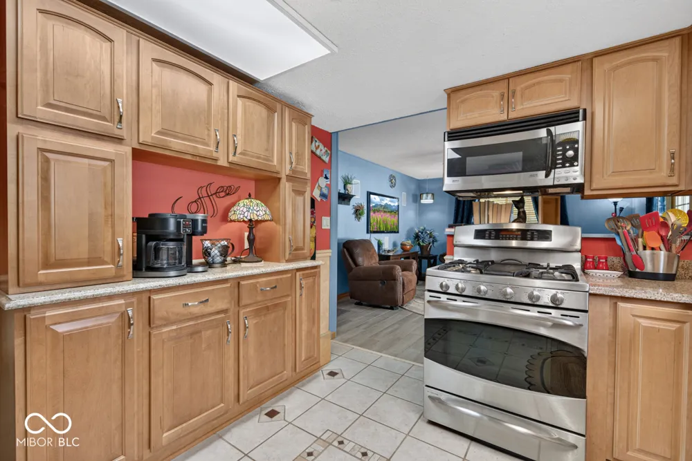658 S Fulton Street Clinton, IN 47842
