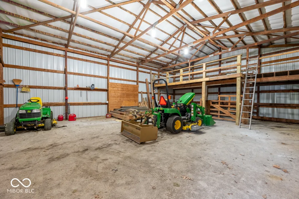 658 S Fulton Street Clinton, IN 47842