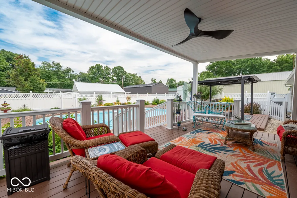 658 S Fulton Street Clinton, IN 47842