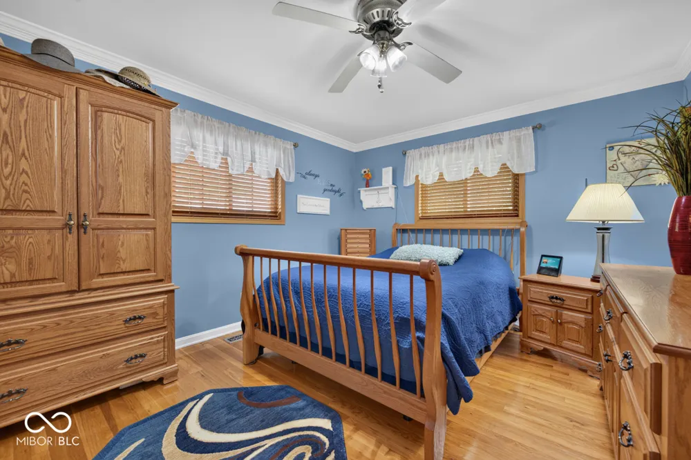 658 S Fulton Street Clinton, IN 47842