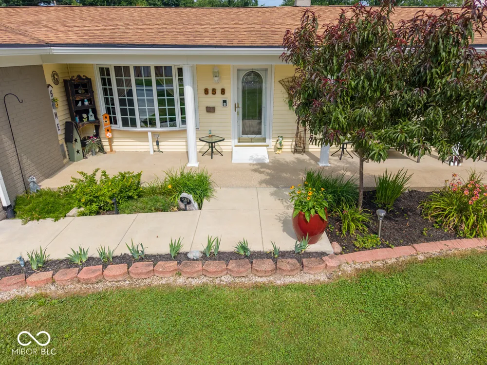 658 S Fulton Street Clinton, IN 47842