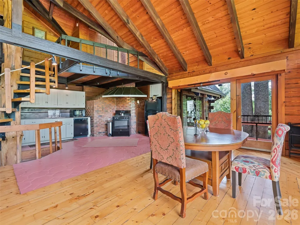 770 Shelton Cove Road Waynesville, NC 28785