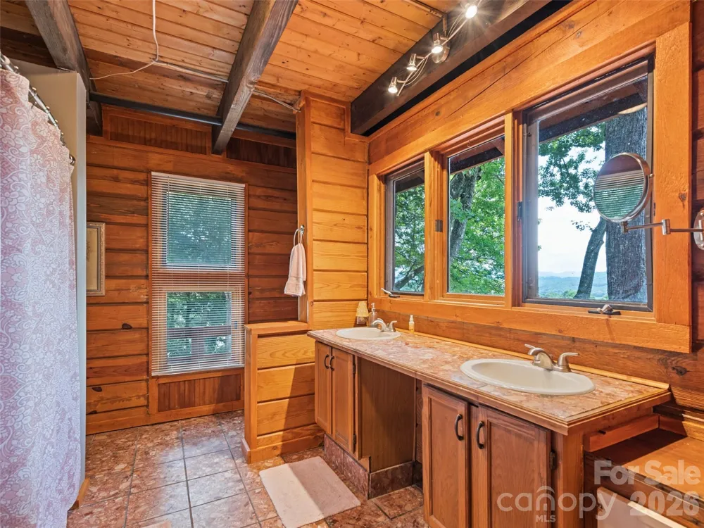 770 Shelton Cove Road Waynesville, NC 28785