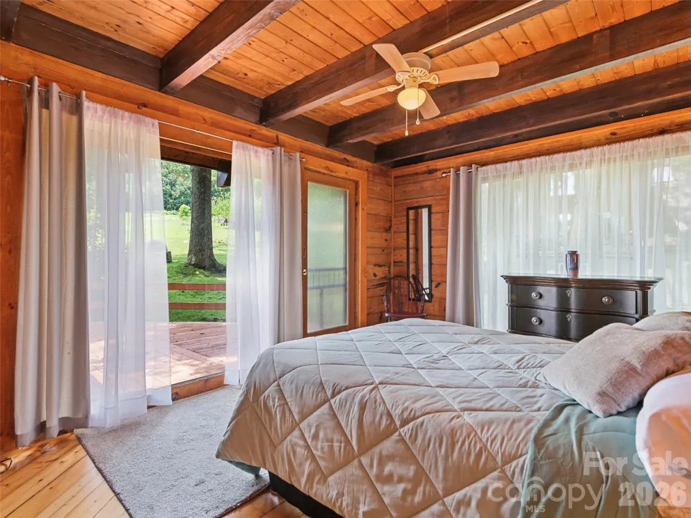 770 Shelton Cove Road Waynesville, NC 28785