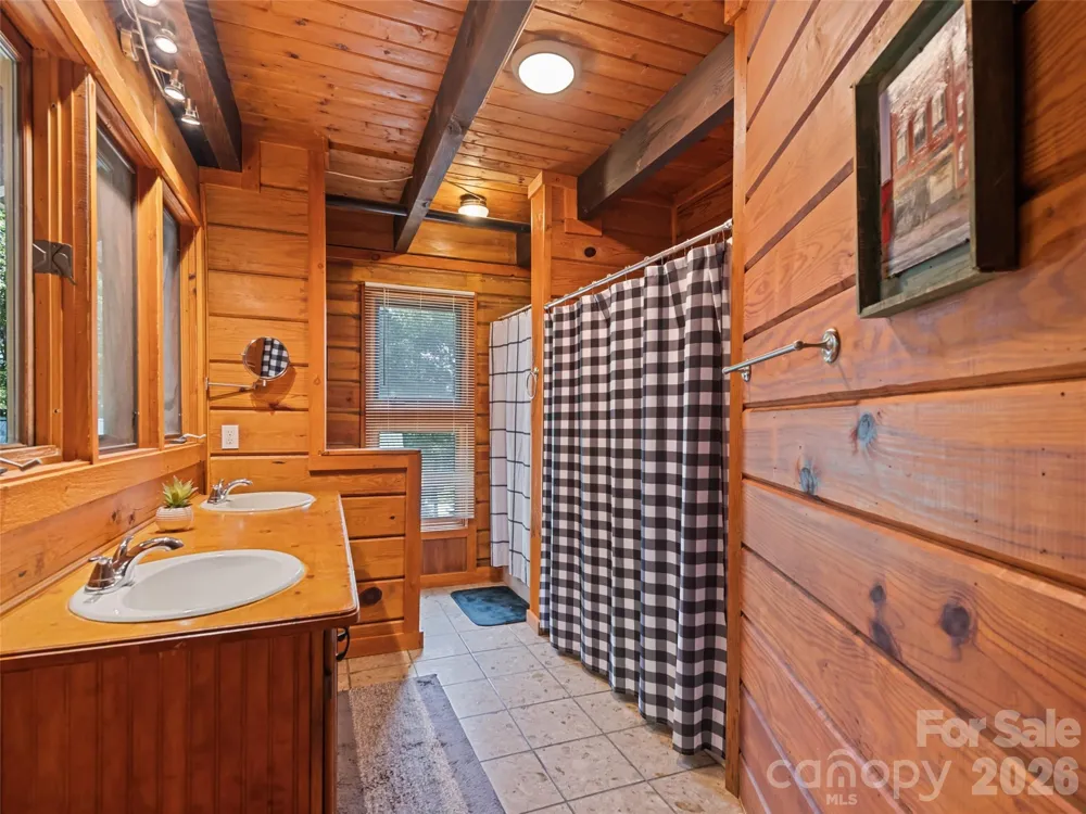 770 Shelton Cove Road Waynesville, NC 28785