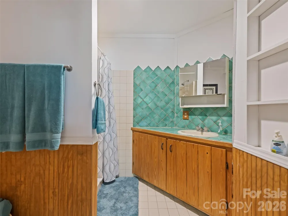 770 Shelton Cove Road Waynesville, NC 28785