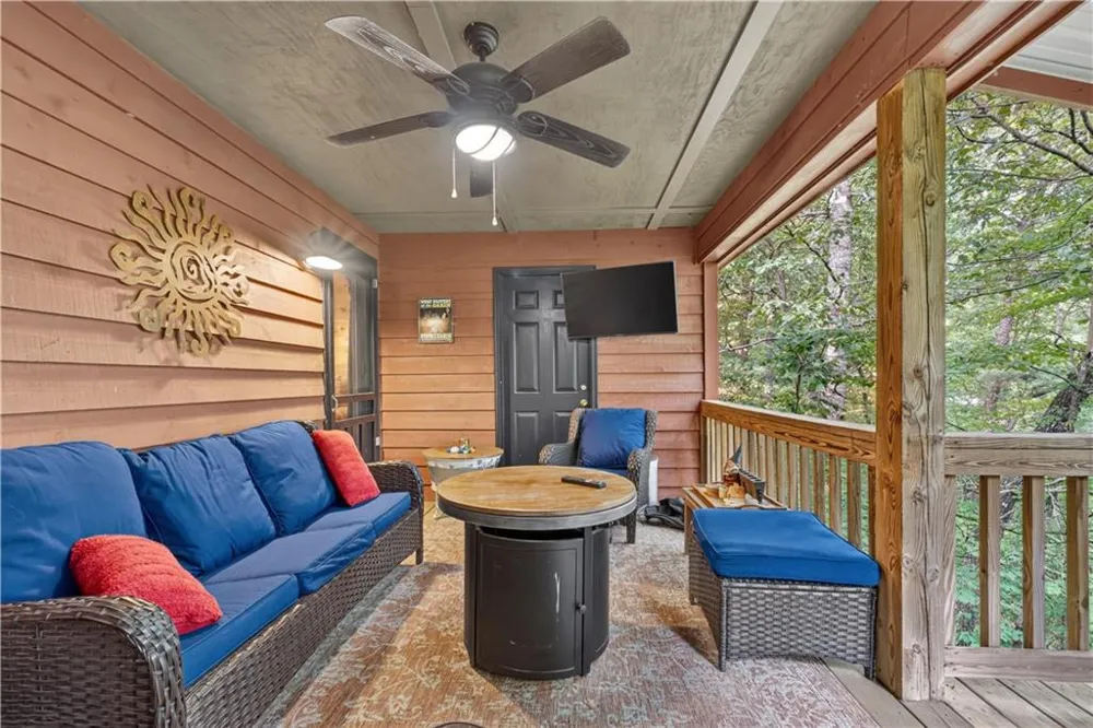24 Wolf Howl Trail Sautee Nacoochee, GA 30571