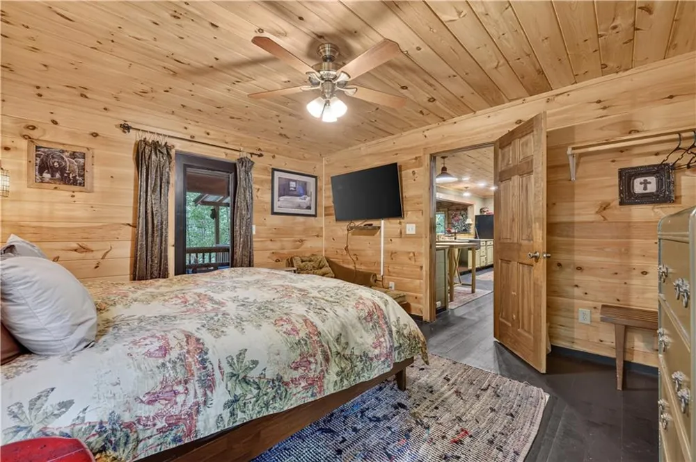 24 Wolf Howl Trail Sautee Nacoochee, GA 30571