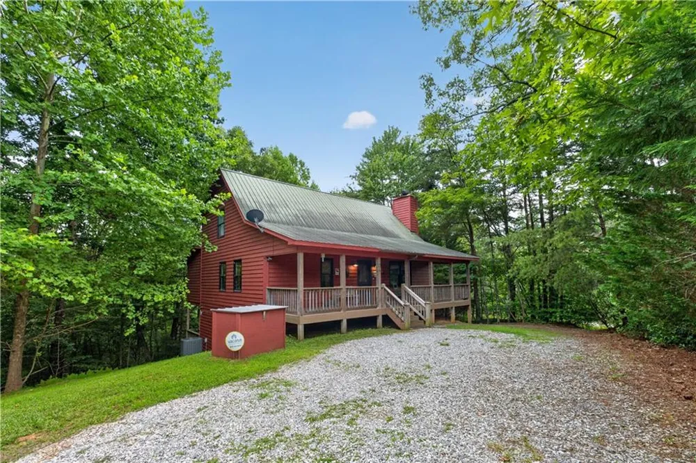 24 Wolf Howl Trail Sautee Nacoochee, GA 30571